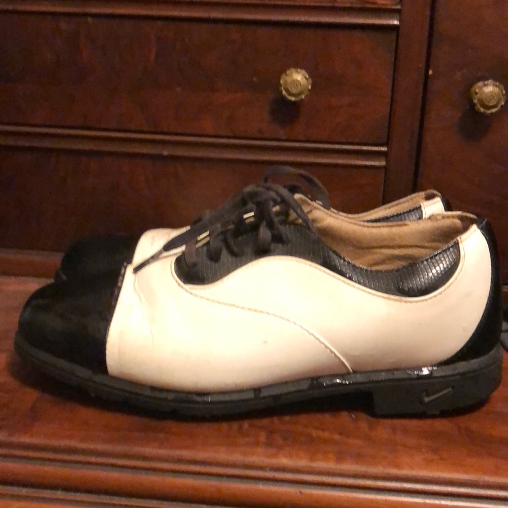 Nike golf shoes